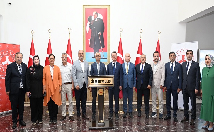 BAKAN URALOĞLU GİRESUN’DA