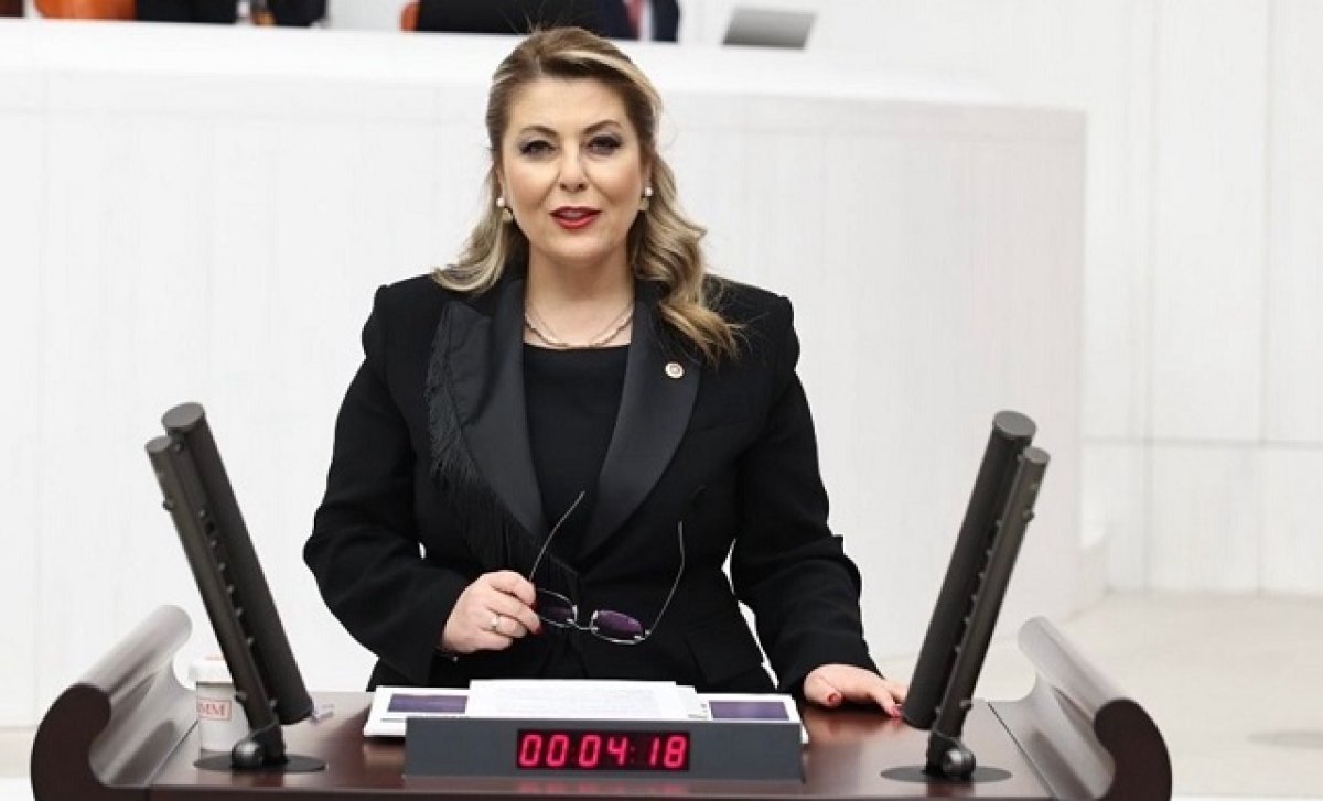 ÇOCUKLARA OKULDA BİR ÖĞÜN ÜCRETSİZ YEMEĞİ ÇOK GÖRÜYORSUNUZ!