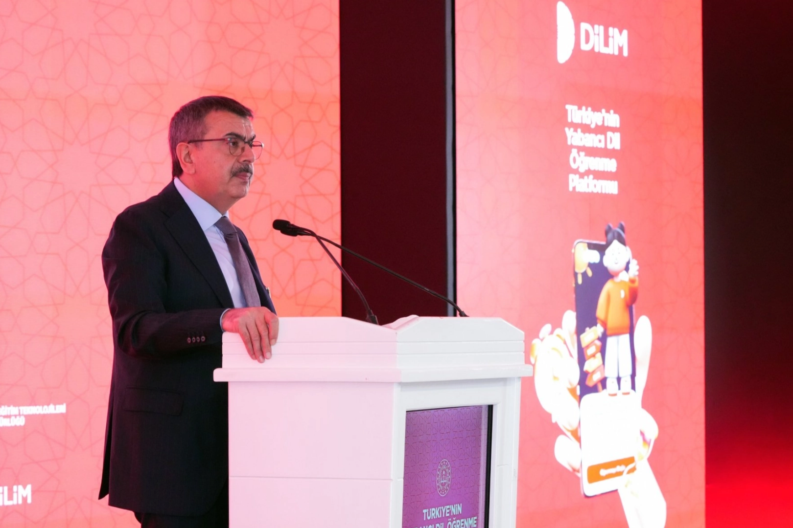 MEB’den DİLİM Tanıtımı: Yapay Zekâda Millî Vurgular