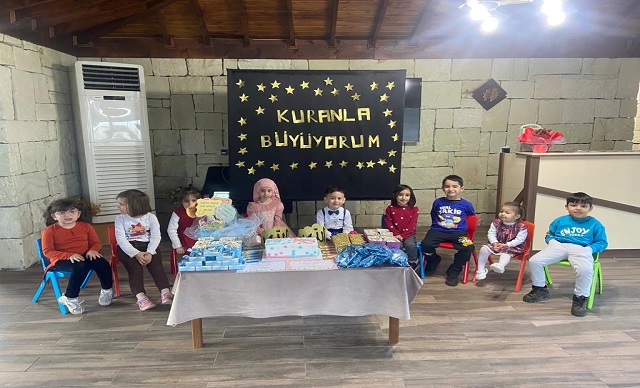 Minik Öğrenciler Kur'an Okumayı Öğrendi