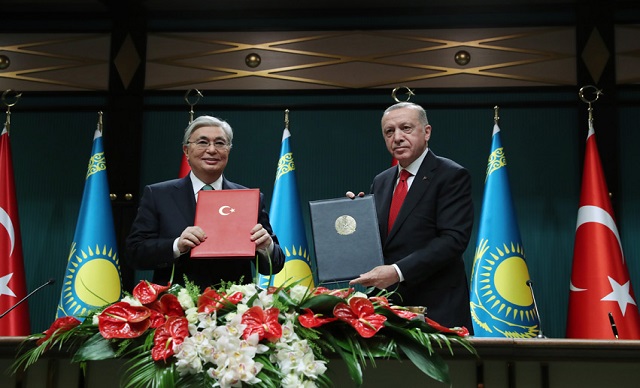 Türkiye ile Kazakistan